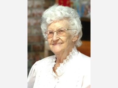 Vonda Yvonna Petri