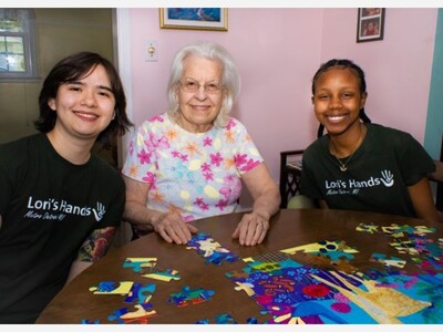 Lori's Hands Fosters Connects Generations Between Students and Community Members with Chronic Illness