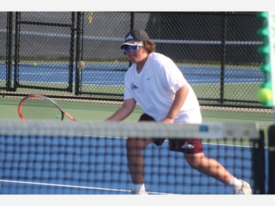 Dexter Tennis Makes Quick Work of Monroe