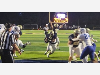 Chelsea Hands Adrian First Loss of the Season