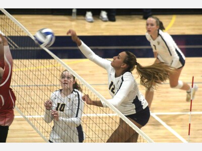 Saline Volleyball Sweeps Adrian