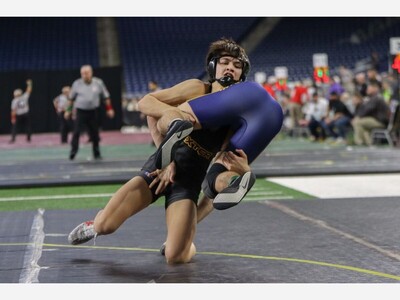 Dexter Wrestlers 13th at Howell’s Herm Wilkinson Inv