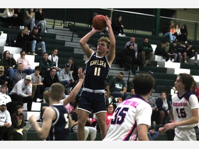 Chelsea Picks Up Third Straight Win