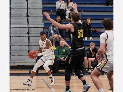 Saline Stays Tied atop the SEC Red Standings