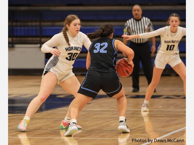 Saline Girls’ Stay in SEC Red Title Hunt with Pair of Wins