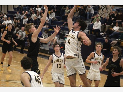 Bulldogs Pull Away from Dexter with State Playoffs Looming