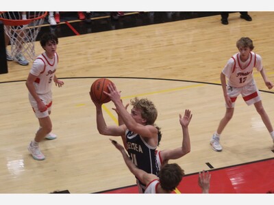 Chelsea Rolls to Sixth Straight Win