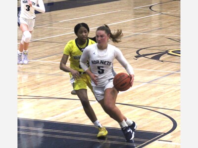 Belleville Ends Saline Girls’ Basketball Season
