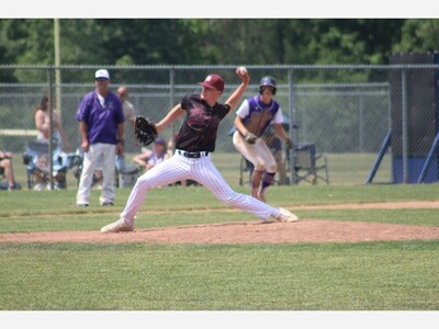 Dexter Baseball Opens Season with DH Split