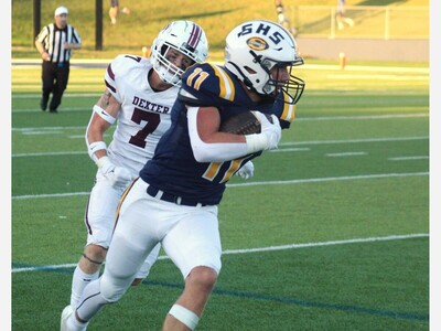 Saline's Caid Fox signs with Adrian College