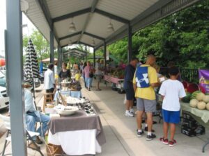 Eat Well and Live Well by Shopping at a Farmers Market