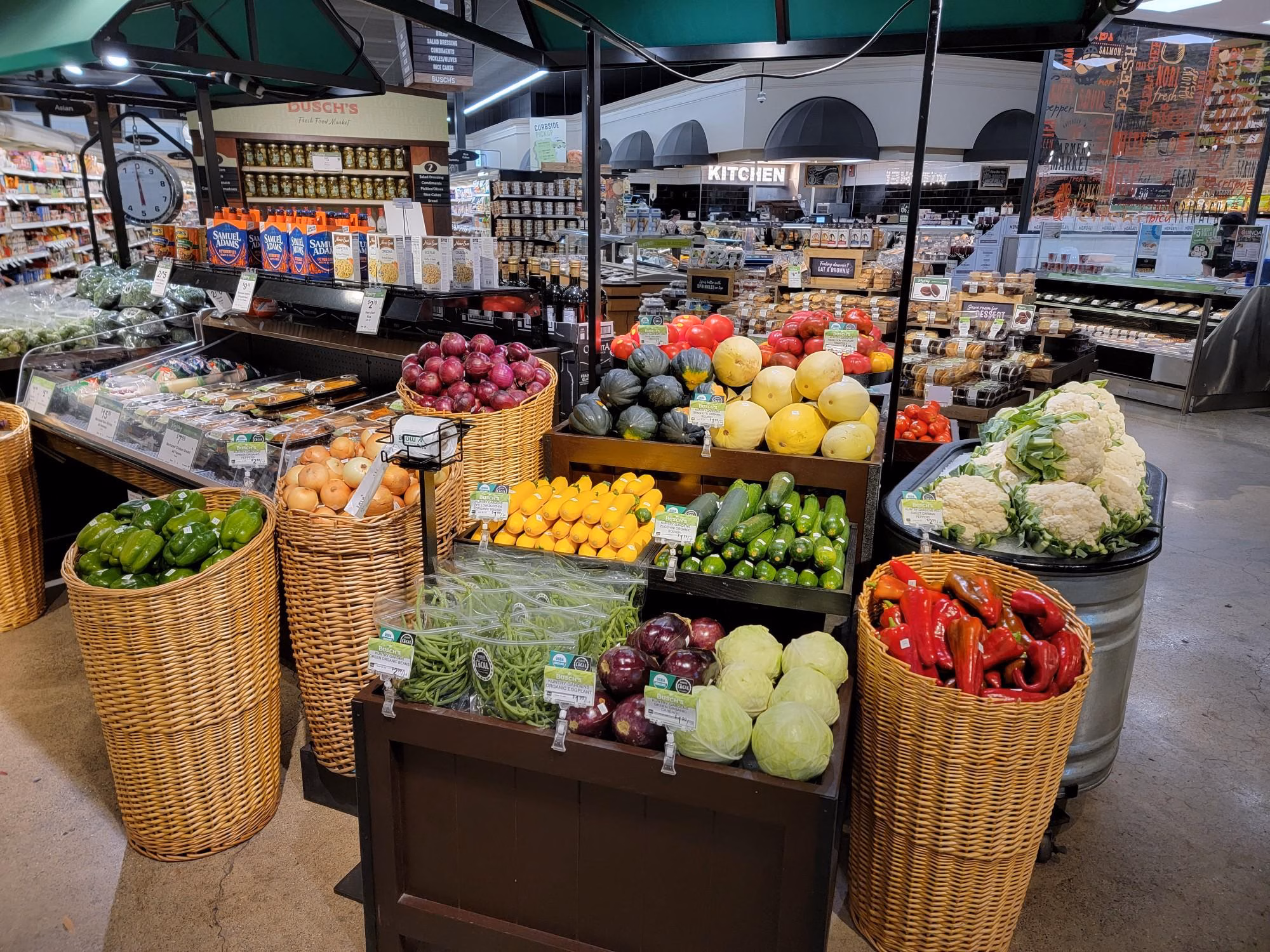 Busch’s Fresh Food Market Offers Produce from Hyperlocal Farms in the Community