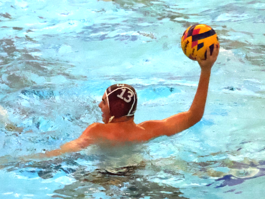 Dexter Water Polo Goes 2-2 at Mason