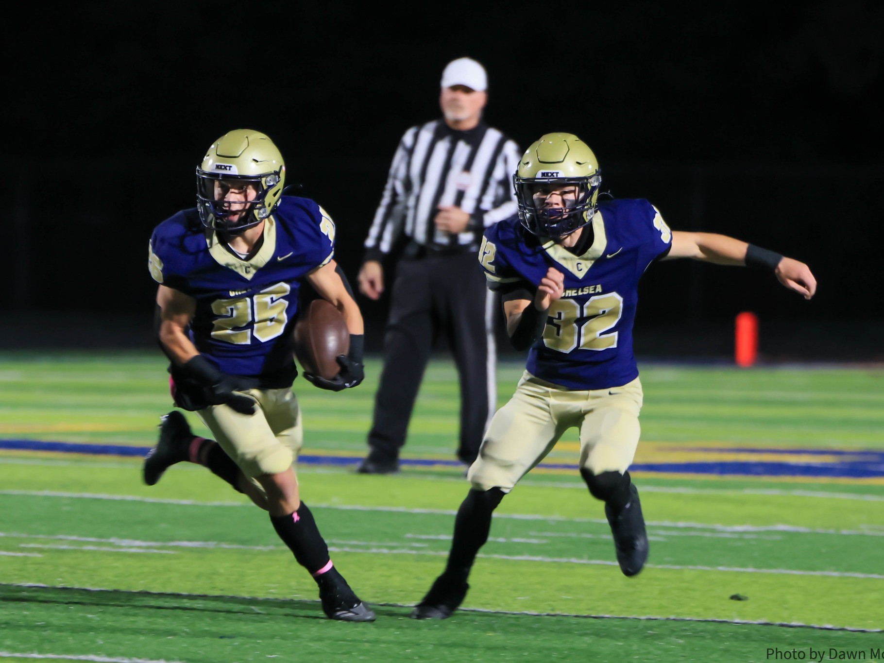 Bulldogs Run Over Pinckney for Homecoming Win