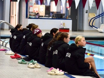 Dexter Battles Skyline in Dual Meet