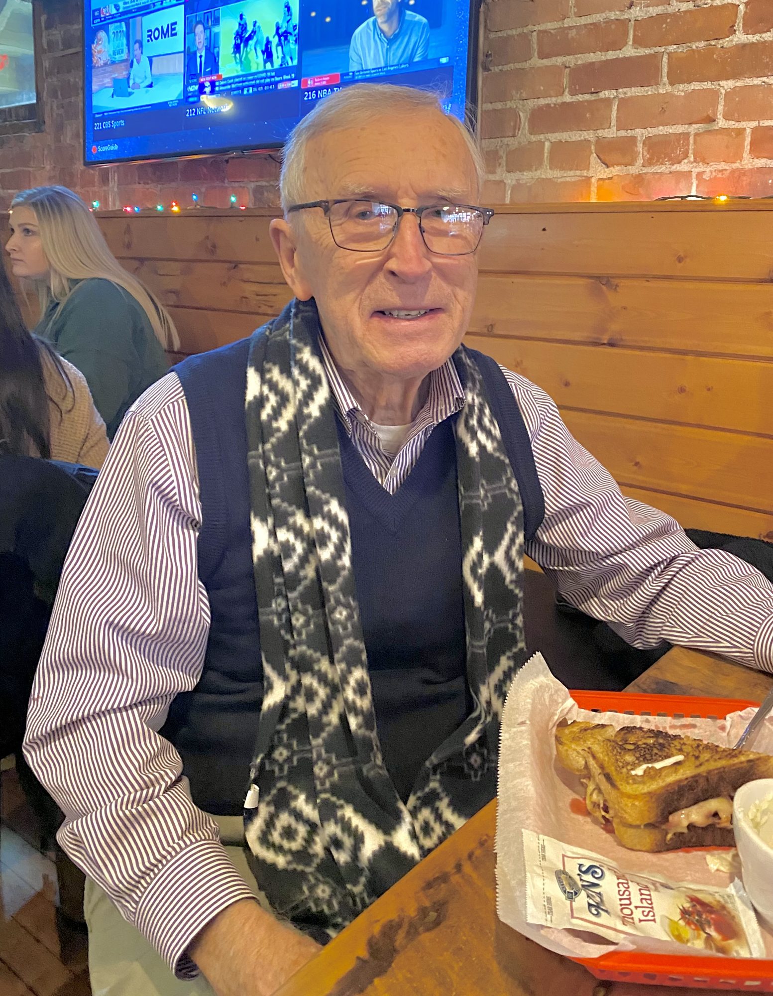 Earl Ruben Guenther