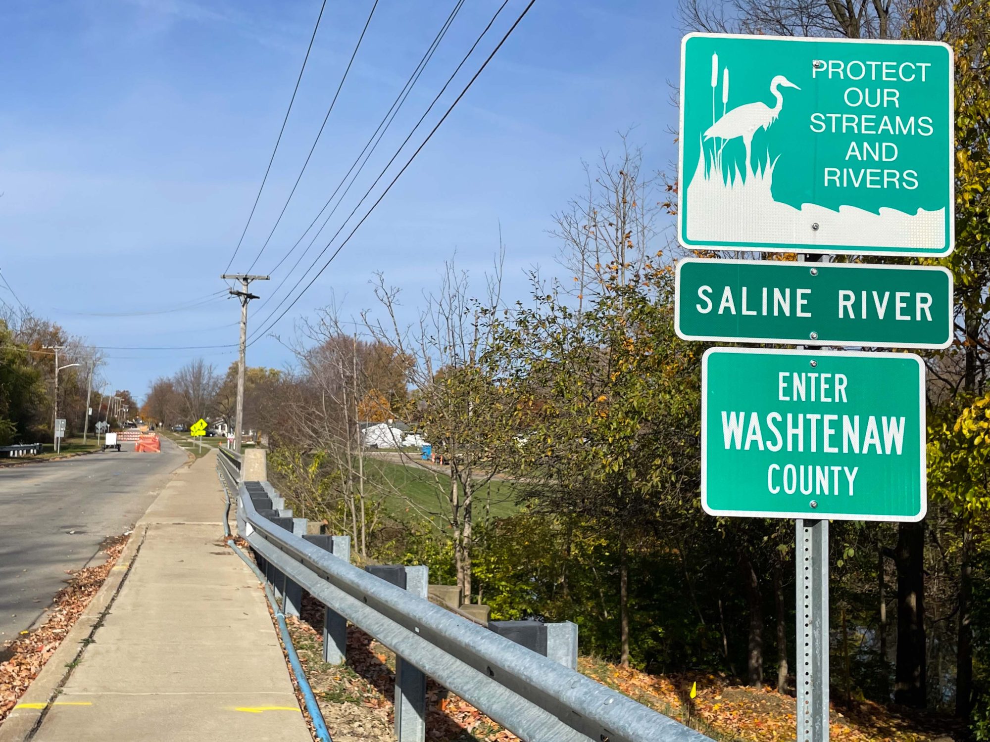 Milan City Undertakes Pipe Restoration Beneath Saline River