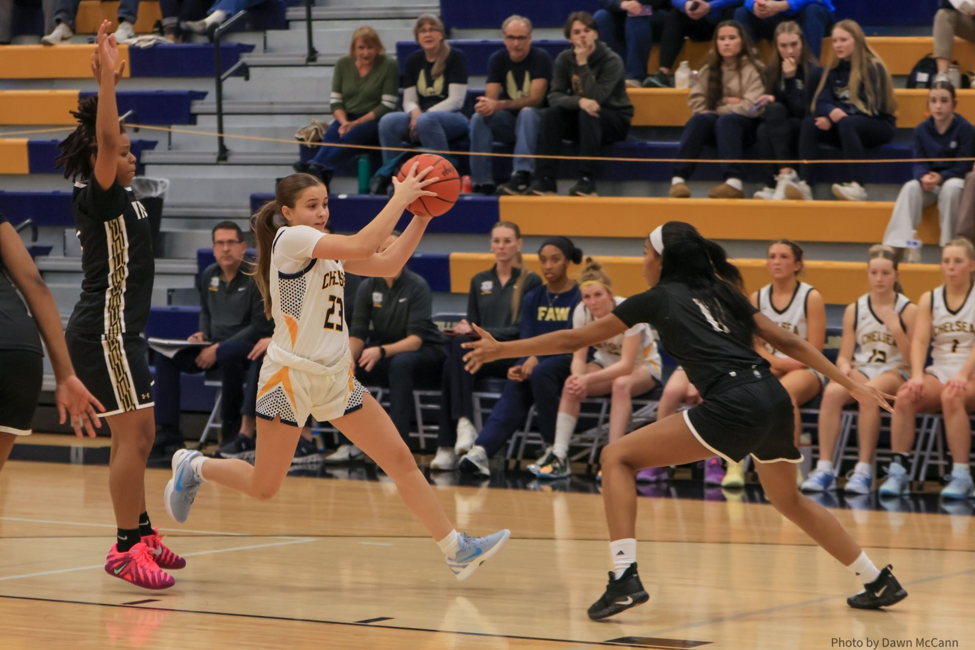 Chelsea Girls Win Fourth Straight