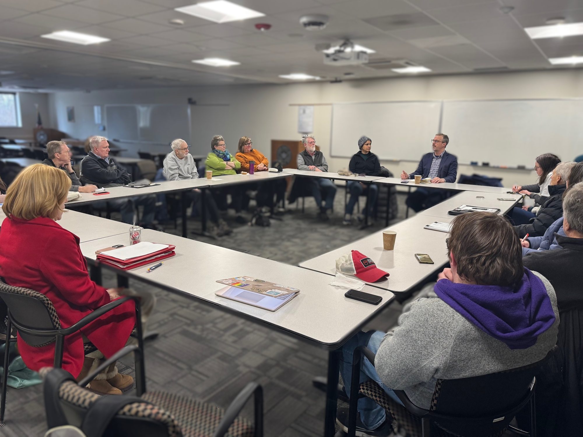 Sen. Irwin Discusses Power Rates, Saline Data Center at Town Hall