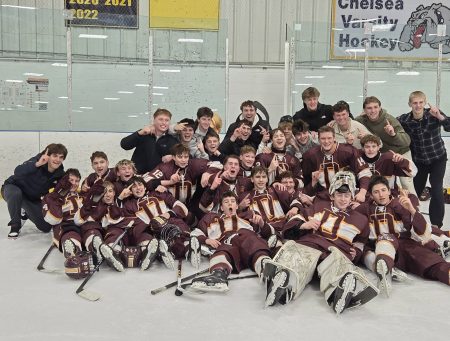 Dexter Hockey Blanks Skyline for SEC White Title