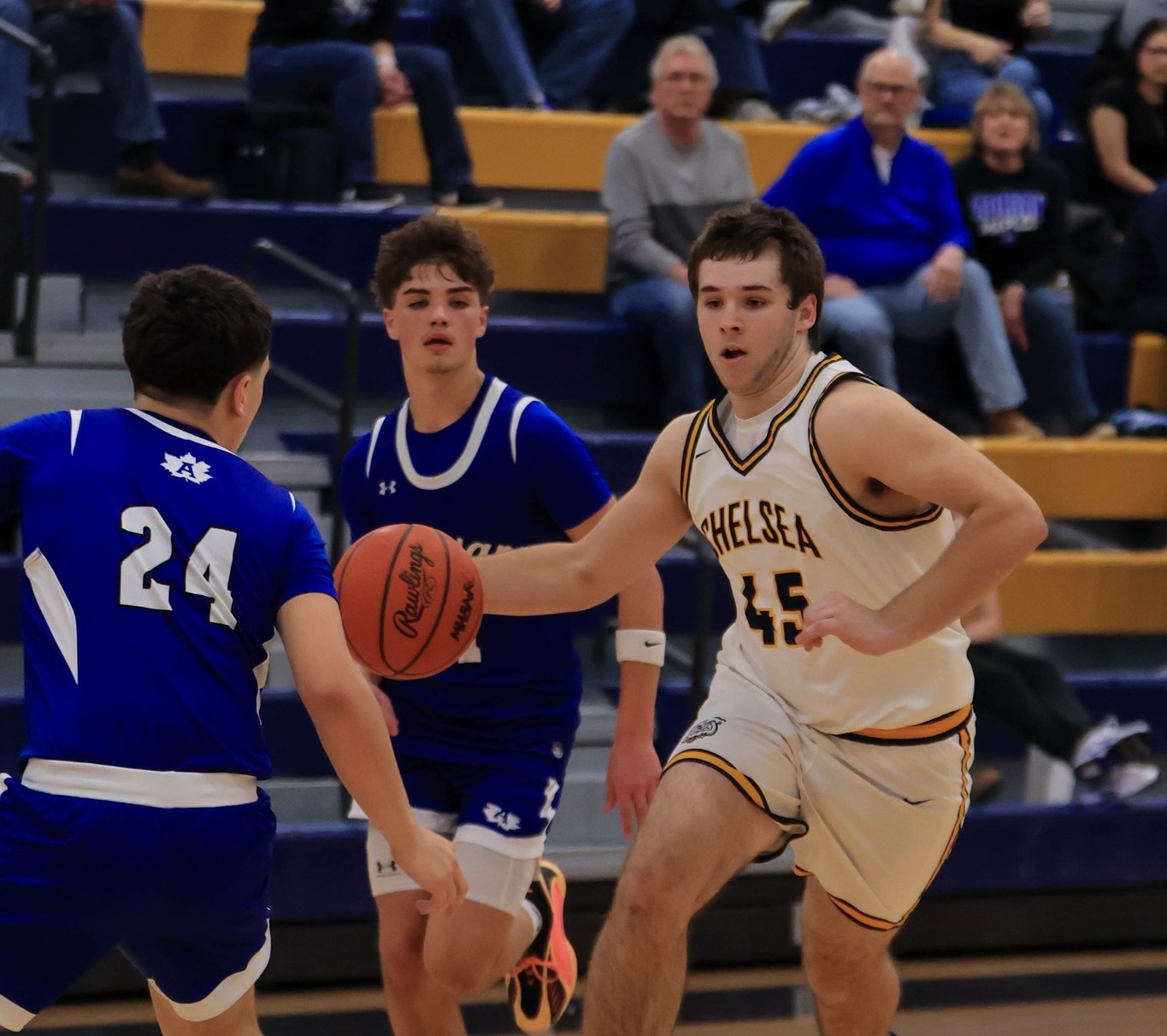 Chelsea Boys’ Basketball Claims Share of SEC White Title