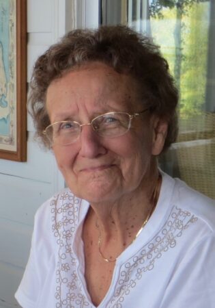 Arlene Elizabeth Finkbeiner