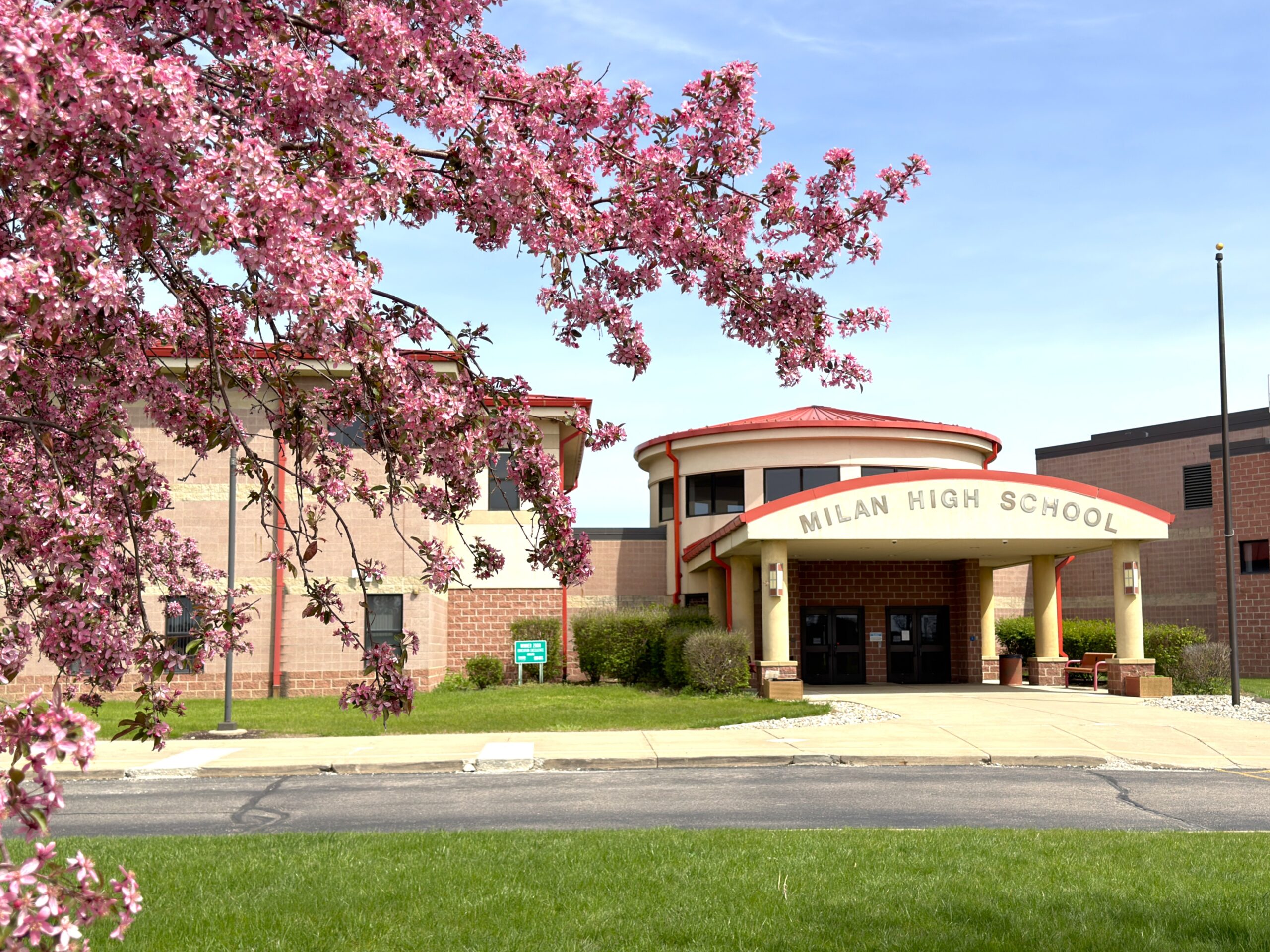 Milan Board Seeks Clearer View of Student Goals, Spending