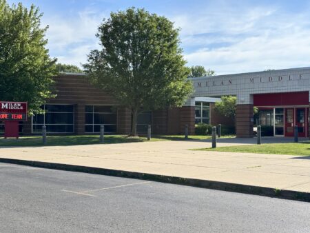 Milan Board Closes Year with Thanks, Budget Decisions