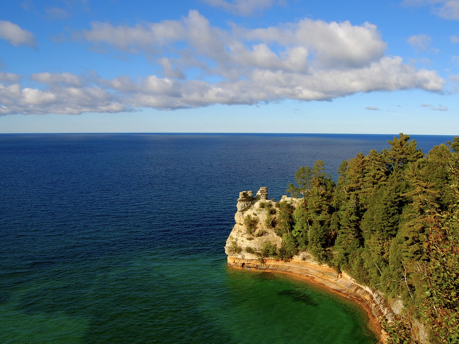 Superior Maximus: The Deepest Spot in Lake Superior