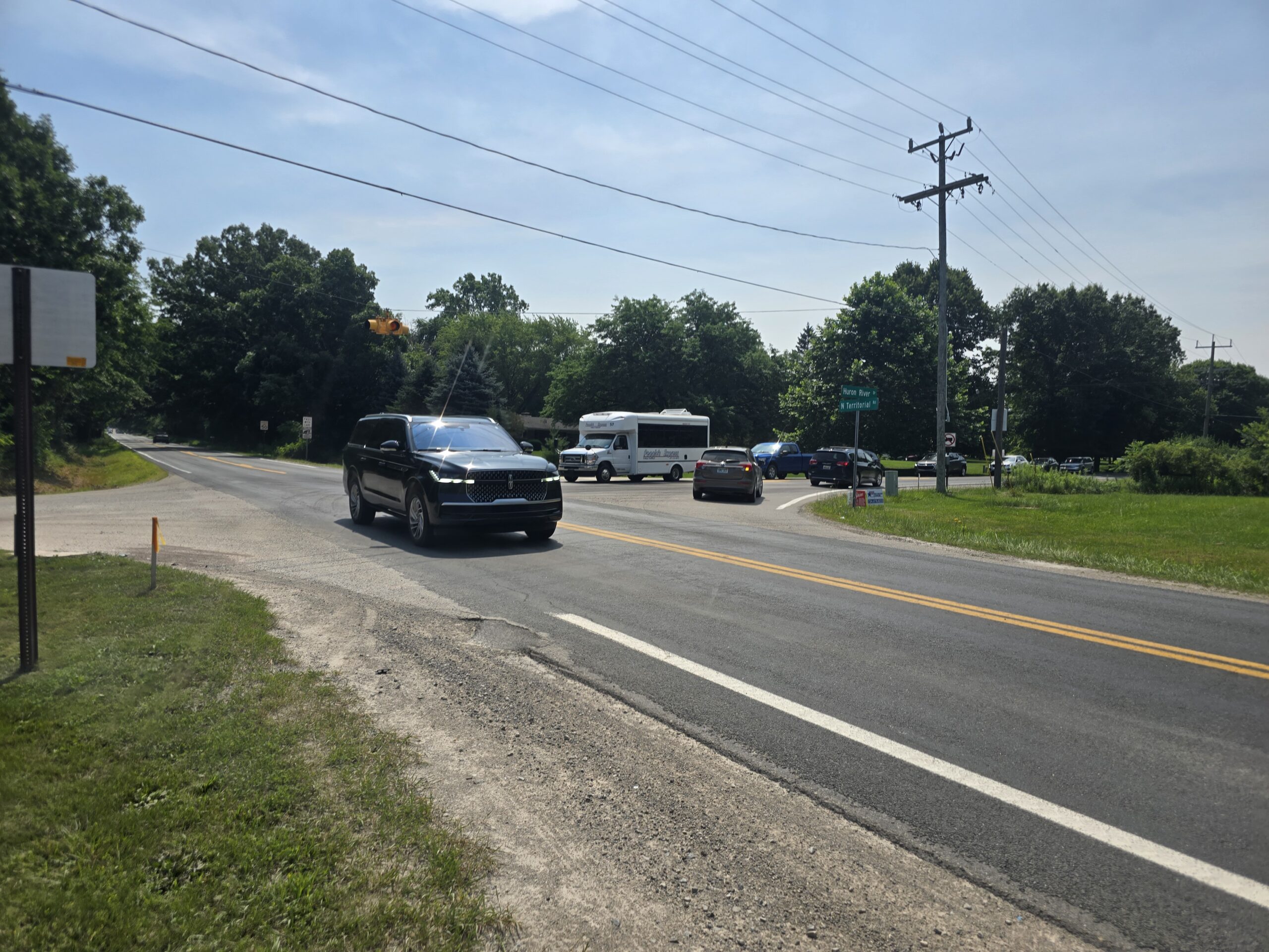 WCRC Says No Temporary Traffic Signal at Huron River Drive and North Territorial During Dexter Construction